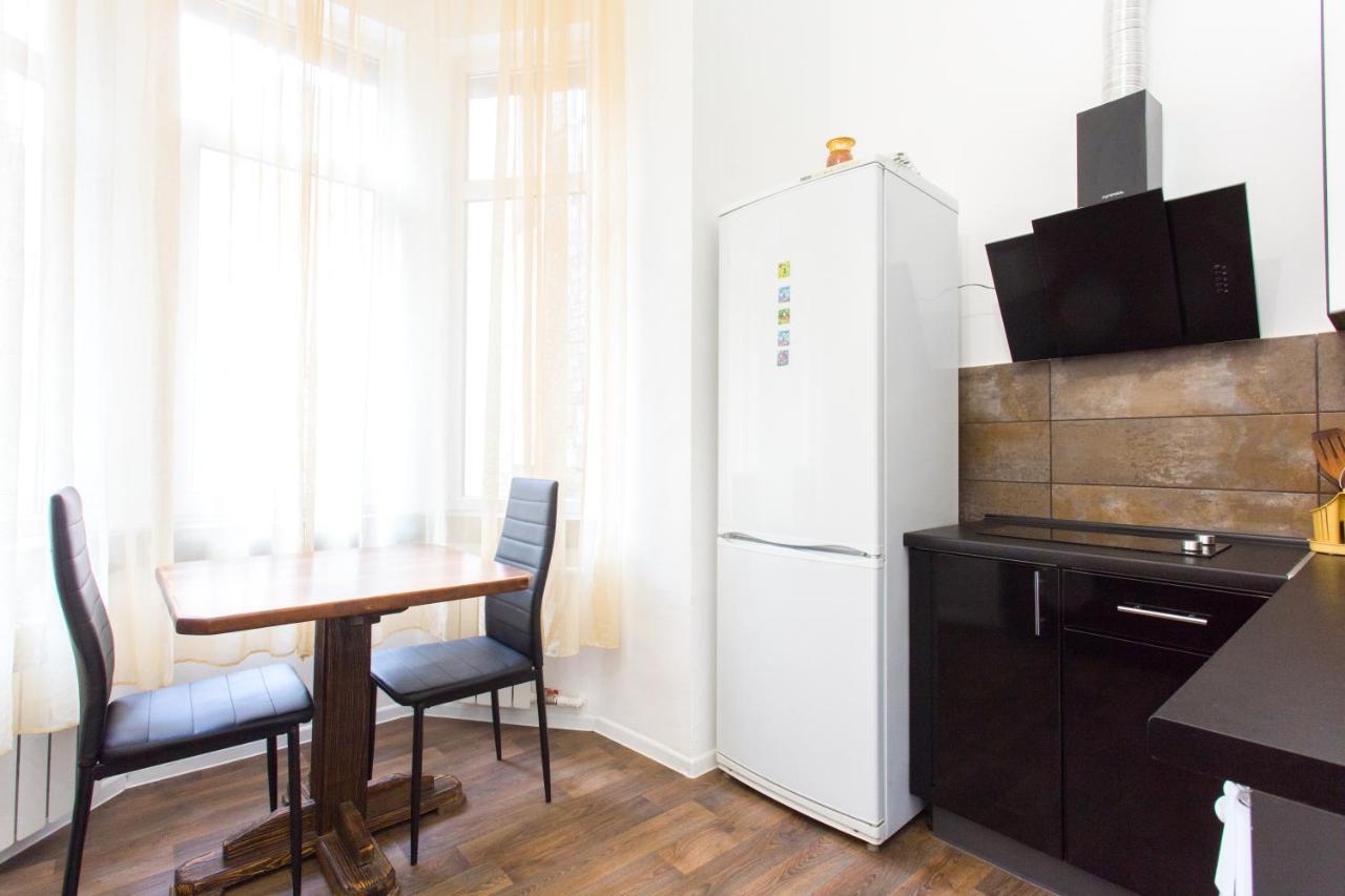 Pushkinskaya Street Apartment Kharkiv Exterior photo