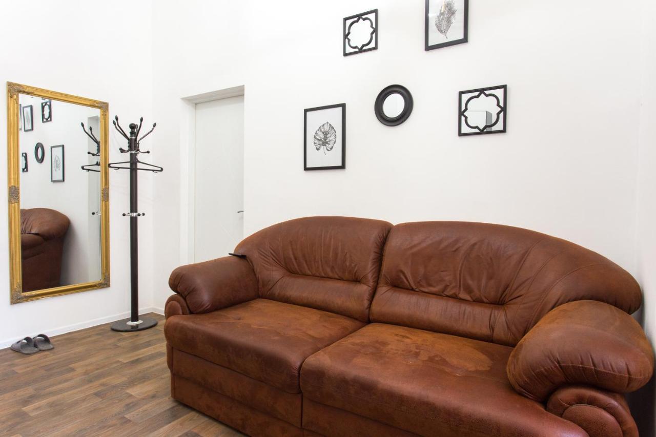Pushkinskaya Street Apartment Kharkiv Exterior photo